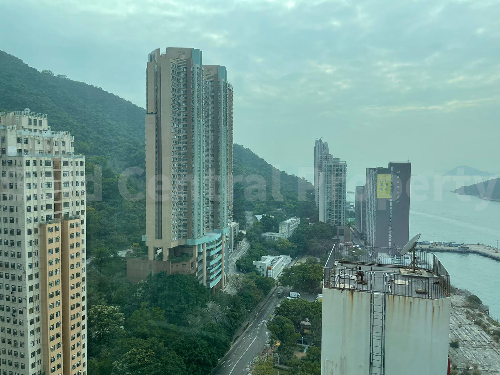 泓都（高層海景 3房改2房）